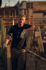 VOLUNTEER KNITWEAR™ CHORE TEE - Image 6