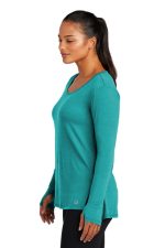 OGIO ® LADIES LUUMA LONG SLEEVE TUNIC - Image 7