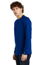 NEW ERA® HERITAGE BLEND LONG SLEEVE CREW TEE - Image 2